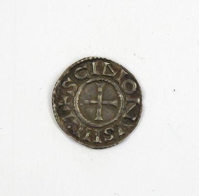 null Charles the Bald. 840/877. For the Monastery of Saint Denis. Denarius type 864-875.
A/...