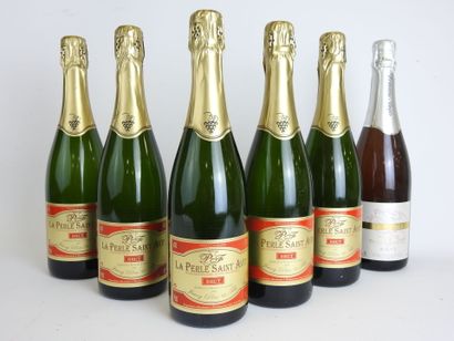 null 6 bouteilles 5 x vin mousseux Pere Saint Avit Brut et 1 x La Rosée méthode traditionnelle...