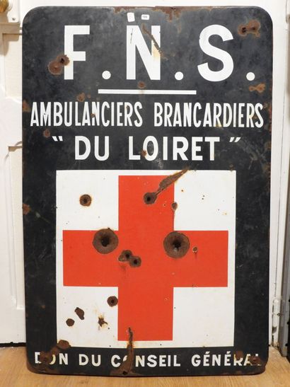 null PLAQUE EMAILLEE. "FNS, ambulanciers brancardiers du Loiret", grande plaque ornée...