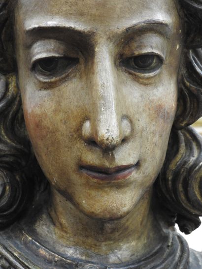 null FIGURE en bois sculpté peint polychrome à rehauts d'or représentant Saint Georges...