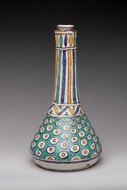 null Victor CHEMLA (1892-1954)
Vase piriforme en céramique émaillée polychrome à...