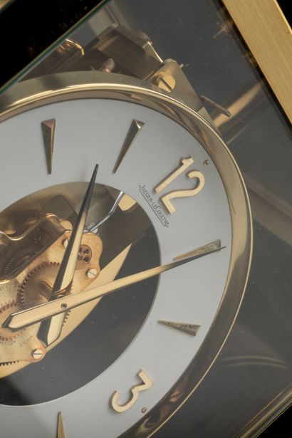 null JAEGER LECOULTRE: Atmos clock in brass and glass, perpetual movement. N°315237....