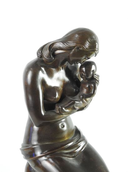 null Hans MARKL (1910-1971) : Grande maternité ou jeune femme berçant son enfant....