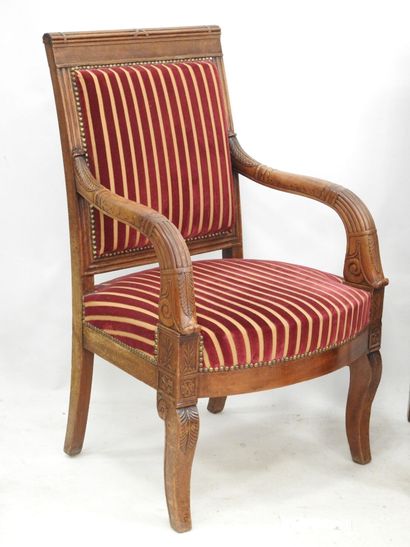 null FOUR mahogany molded and carved armchairs, straight back, armrests decorated...