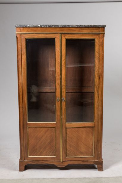 null VENTED wood veneer and marquetry opening by two doors, brass trim, 4 shelves...