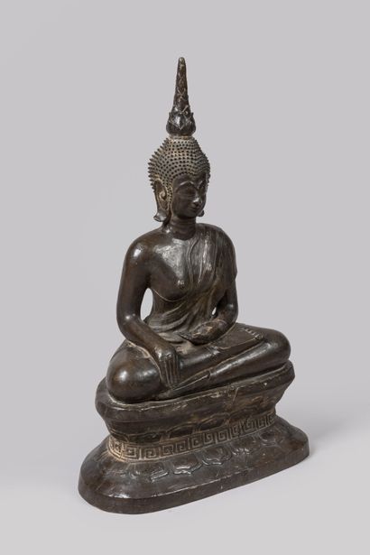 null THAILANDE - XVIIe/XVIIIe siècle
Importante statue de Bouddha Mâravijaya en bronze...