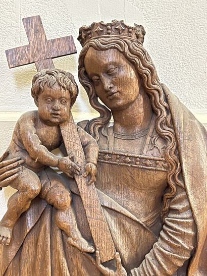 null Haut relief en chêne représentant la Vierge à l'Enfant
Entourage de Conrad Meit...