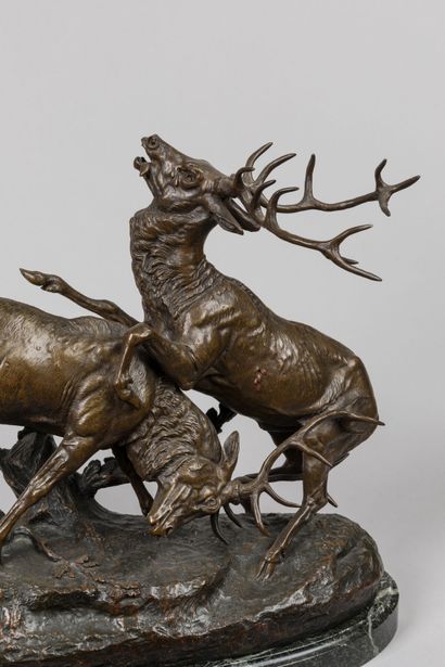 null Clovis-Edmond MASSON (1838-1913) : Combat de cerfs. Epreuve en bronze à patine...