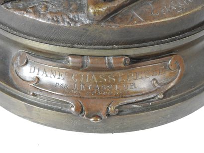 null Henri Louis LEVASSEUR (1853-1934) : Diane chasseresse. Epreuve en bronze à patine...
