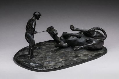 null Roger de MINVIELLE (1897-1987)
"After work" or "Sand bath".
Group in bronze...