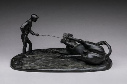 null Roger de MINVIELLE (1897-1987)
"After work" or "Sand bath".
Group in bronze...