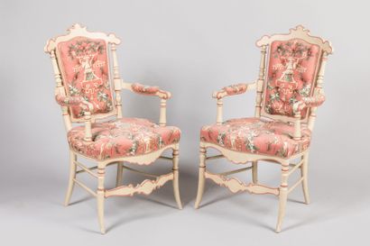 null IMPORTANT LIVING ROOM FURNITURE in molded wood and rechampi cream and pink including...