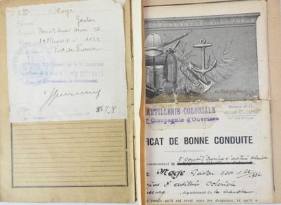 null DOCUMENTS. Lot de 2 livrets militaire du soldat MOGE , artillerie coloniale,...