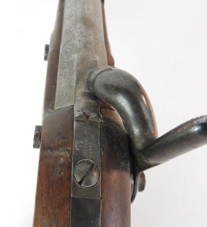 null FRANCE. Pistolet de cavalerie modèle 1822 T Bis à monture en noyer marquée "Déruelle",...