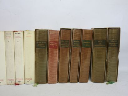 null Collection La Pléiade : 24 volumes dont Paul Valéry, Corneille, Racine, Alain,...