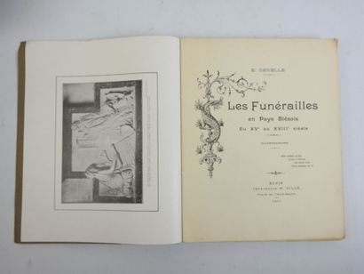 null DEVELLE E. Les funérailles en pays blésois du XVe au XVIIIe. Blois, Sille, 1930....