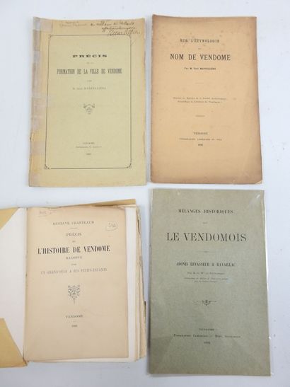 null [VENDOME]. Lot comprenant : Gustave CHANTEAUD, Précis de l'histoire de Vendôme...