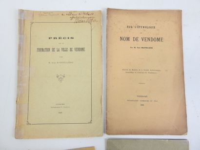 null [VENDOME]. Lot comprenant : Gustave CHANTEAUD, Précis de l'histoire de Vendôme...