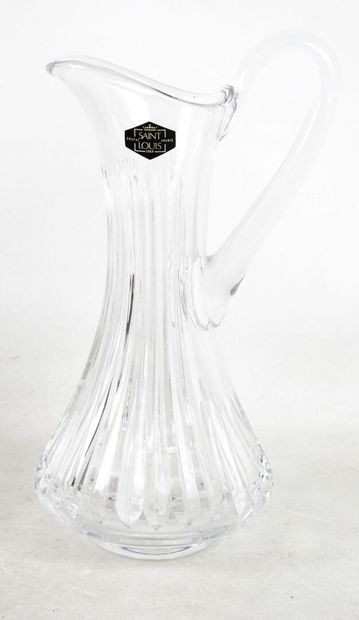 null SAINT LOUIS
Carafe en cristal meulé
Avec étiquette d'origine et marque au tampon...