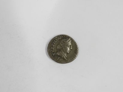 DENARIUS OF AUGUSTUS. (19 BC) Monetary Publius...