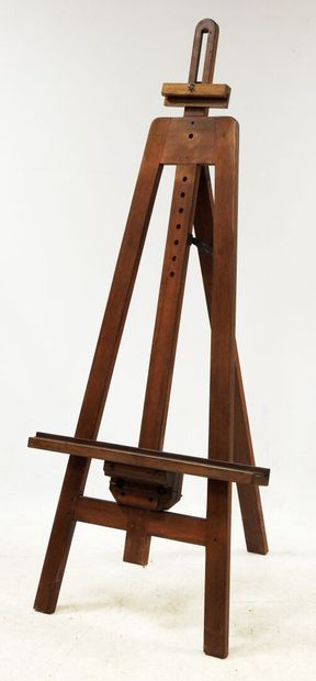 null Large easel in natural wood, adjustable inclination.
185 x 84 cm.
Wear and ...