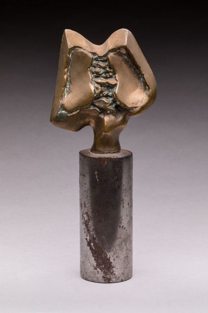 null Jean-Jacques HAMARD (1939-2015): Gilt bronze sculpture resting on an iron column....