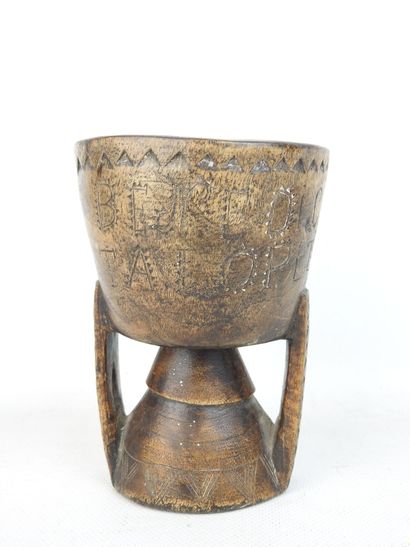null POPULAR ART: Small carved and engraved wooden MORTAR. Name inscription Benedicta...