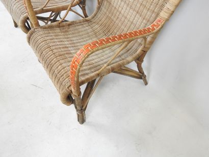 null L. GARZETTI (Bordeaux - Talence) : Two pairs of orange and black stained rattan...