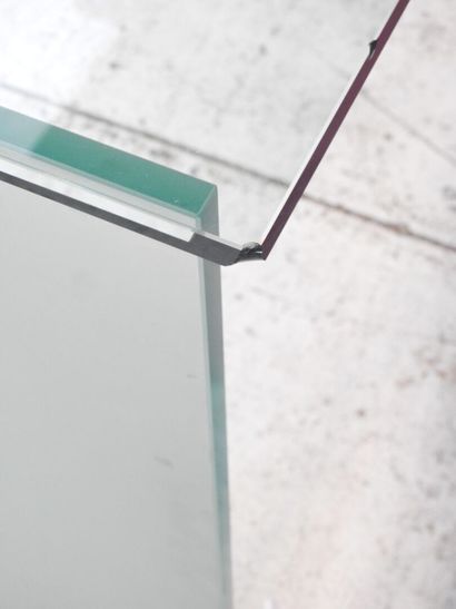 null Grand bureau rectangulaire en verre, piètement en verre dépoli
77,5 x 190 x...