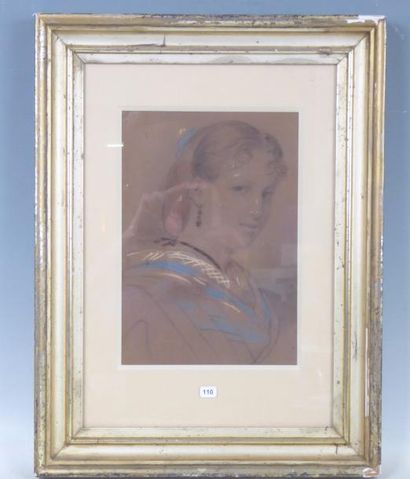 null Ecole FRANCAISE du XIXème siècle: Portrait de femme. Fusain, pastel et craie...