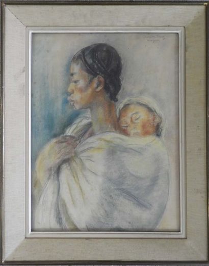 null Germaine FOURY (1902-1981): Femme Malgache de profil portant son nouveau-né....