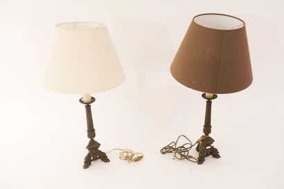 null Paire de petits pique-cierges de style Baroque montés en lampe, circa 1900,...