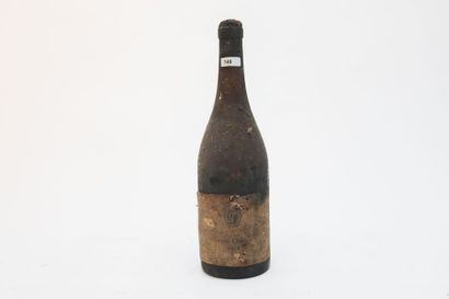 BOURGOGNE Rouge, Corton-Chaume 1919, une bouteille [très bas, étiquette et capsule...