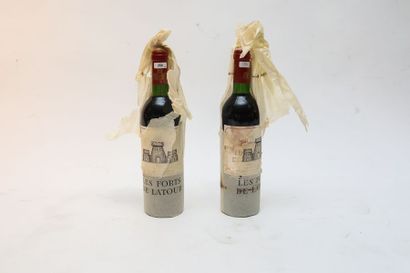 BORDEAUX (PAUILLAC) Rouge, Les Forts de Latour, second vin 1983, deux bouteilles...