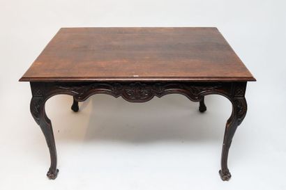 null Table liégeoise rectangulaire de style Régence, XIX-XXe, chêne mouluré et sculpté...