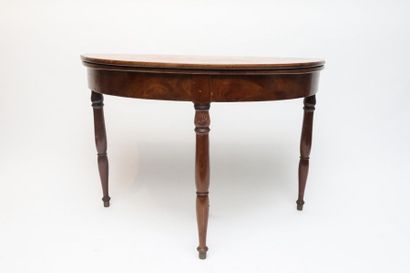 null Table en console demi-lune Louis-Philippe, pieds en balustre, XIXe, bois de...
