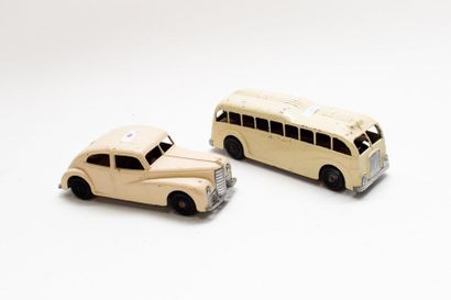 METTOY Automobile et autocar en métal laqué, l. 16,5 cm et 18,5 cm [altérations à...