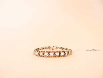 null Bracelet souple en or blanc 18 carats serti de saphirs, poinçons, l. 18,5 cm,...