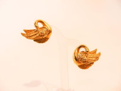 null Pair of swan earrings in 18 karat yellow gold, brand, approx. 6 g.
