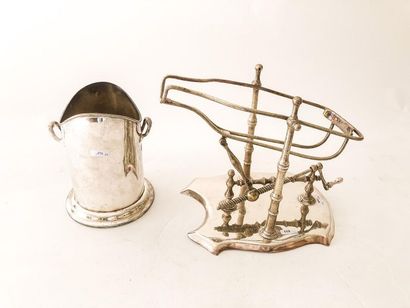 null Bottle and bucket holder, 20th century, silver plated metal, punches, h. 22.5...
