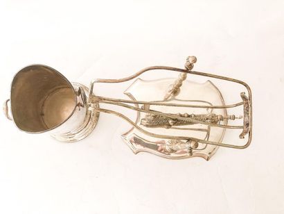 null Bottle and bucket holder, 20th century, silver plated metal, punches, h. 22.5...