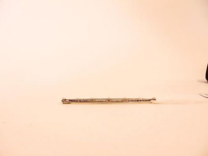null Barrette sertie de perles et de brillants, l. 7,5 cm, 5 g env.