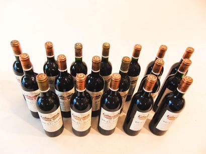 BORDEAUX (SAINT-ESTÈPHE) Red, Château Beau-Site, cru bougeois 1988, eighteen bottles...