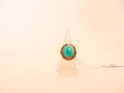null Oval ring in 18 karat yellow gold set with a turquoise, hallmark, t. 52, 6 g...