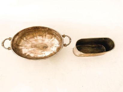null Lot of silverware (silver plated metal and silver): oval quadripod vegetable...