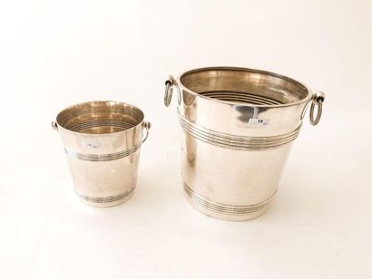 CHRISTOFLE - Paris Two buckets (bottle and ice), 20th, silver plated metal, marked,...