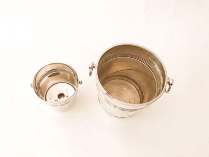 CHRISTOFLE - Paris Two buckets (bottle and ice), 20th, silver plated metal, marked,...