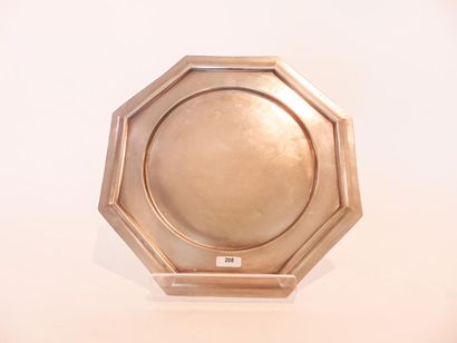 null Set of twenty-nine octagonal plates, 20th century, polished pewter, markings,...