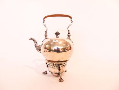 LONDRES Spherical kettle and its tripod stove, 1735, chased silver, cane sheathed...