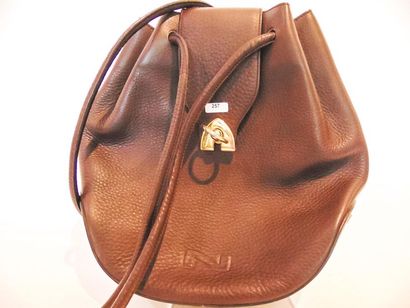 NATHAN Purse-shaped handbag in brown grained leather, marked, with removable pocket...